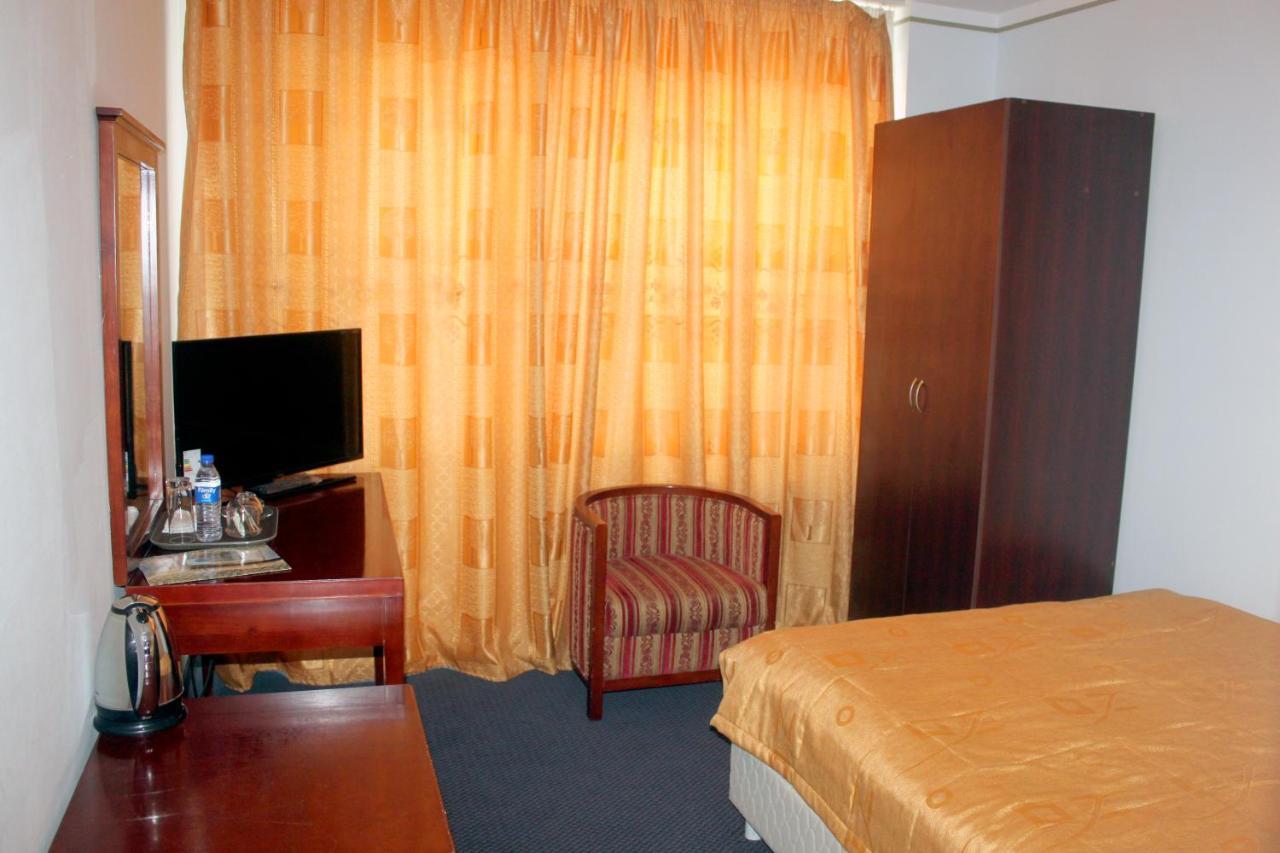 Hotel Grand بخارى المظهر الخارجي الصورة