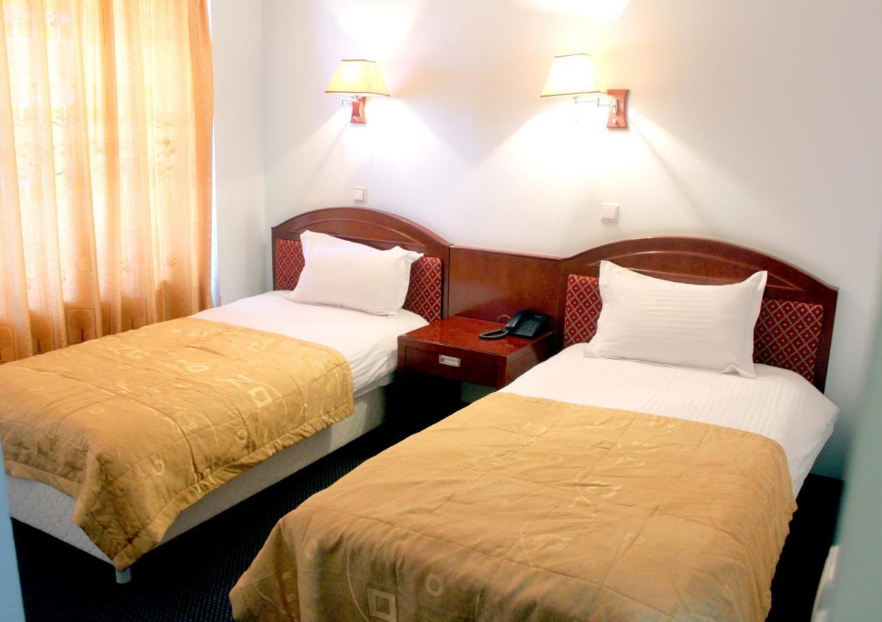 Hotel Grand بخارى المظهر الخارجي الصورة