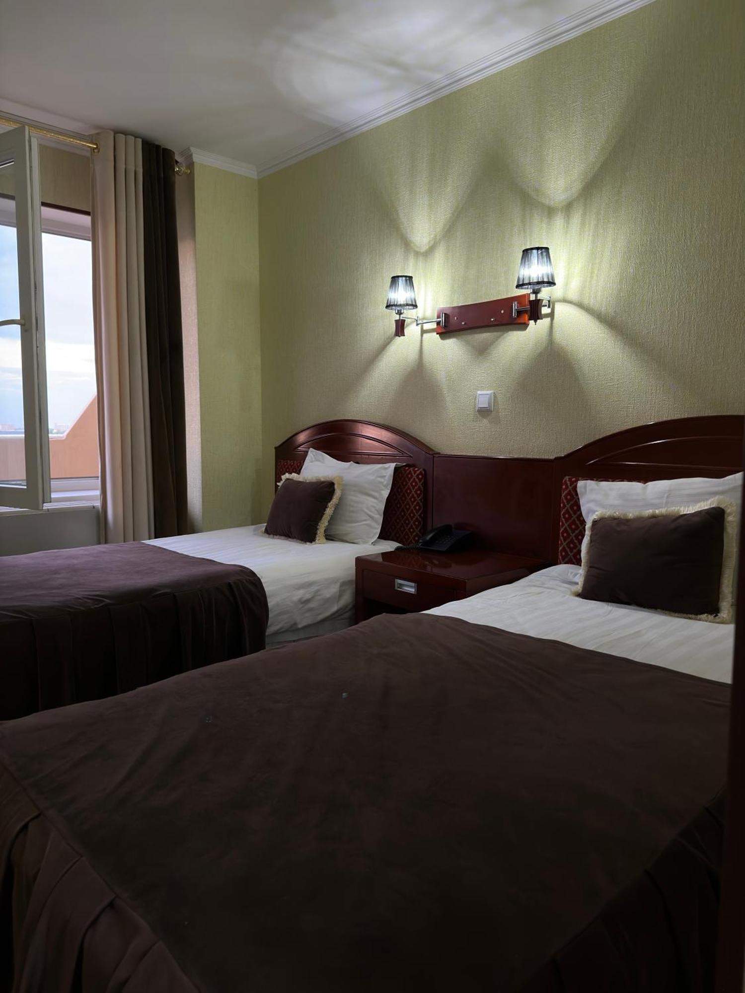 Hotel Grand بخارى المظهر الخارجي الصورة