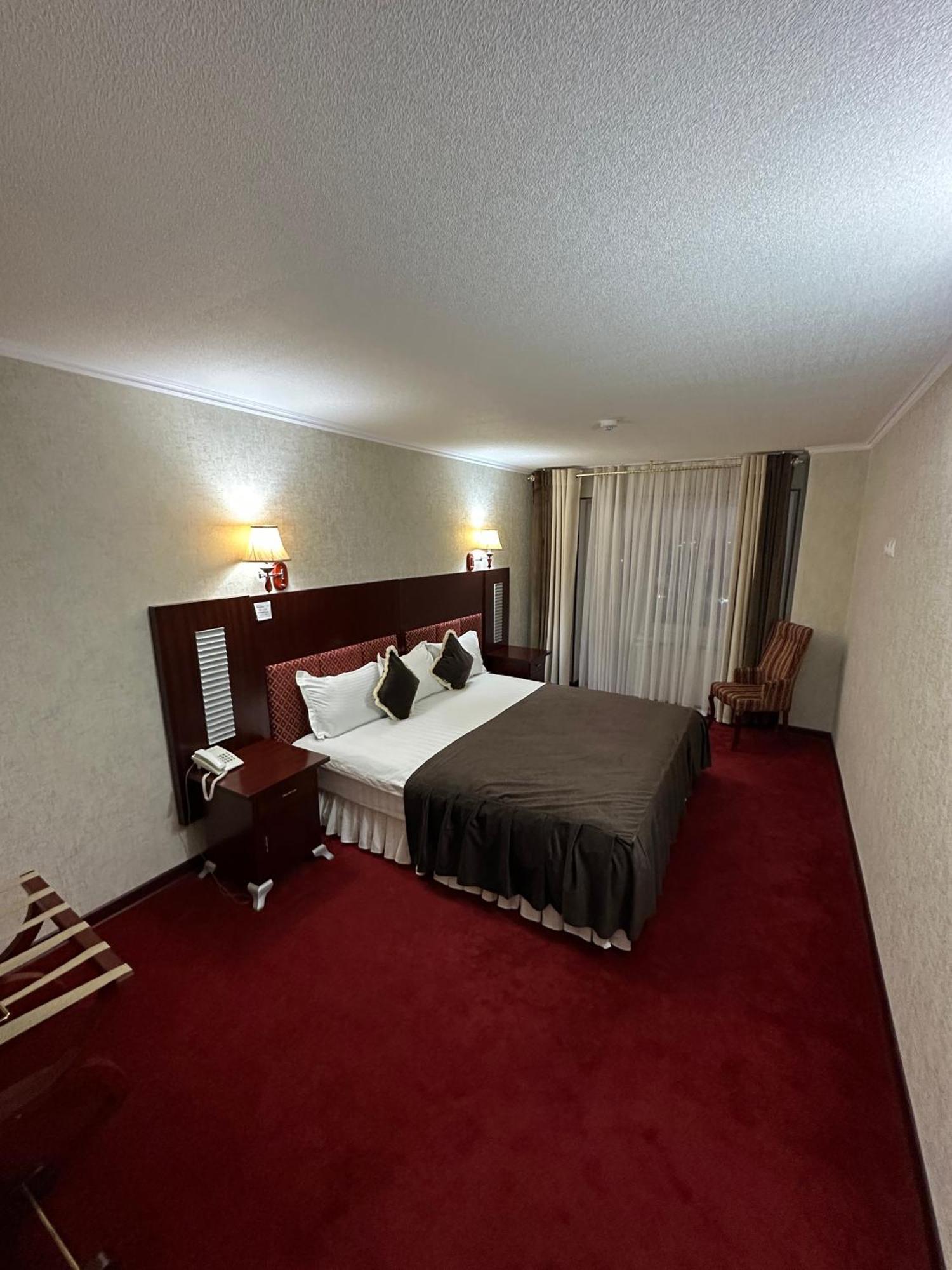 Hotel Grand بخارى المظهر الخارجي الصورة