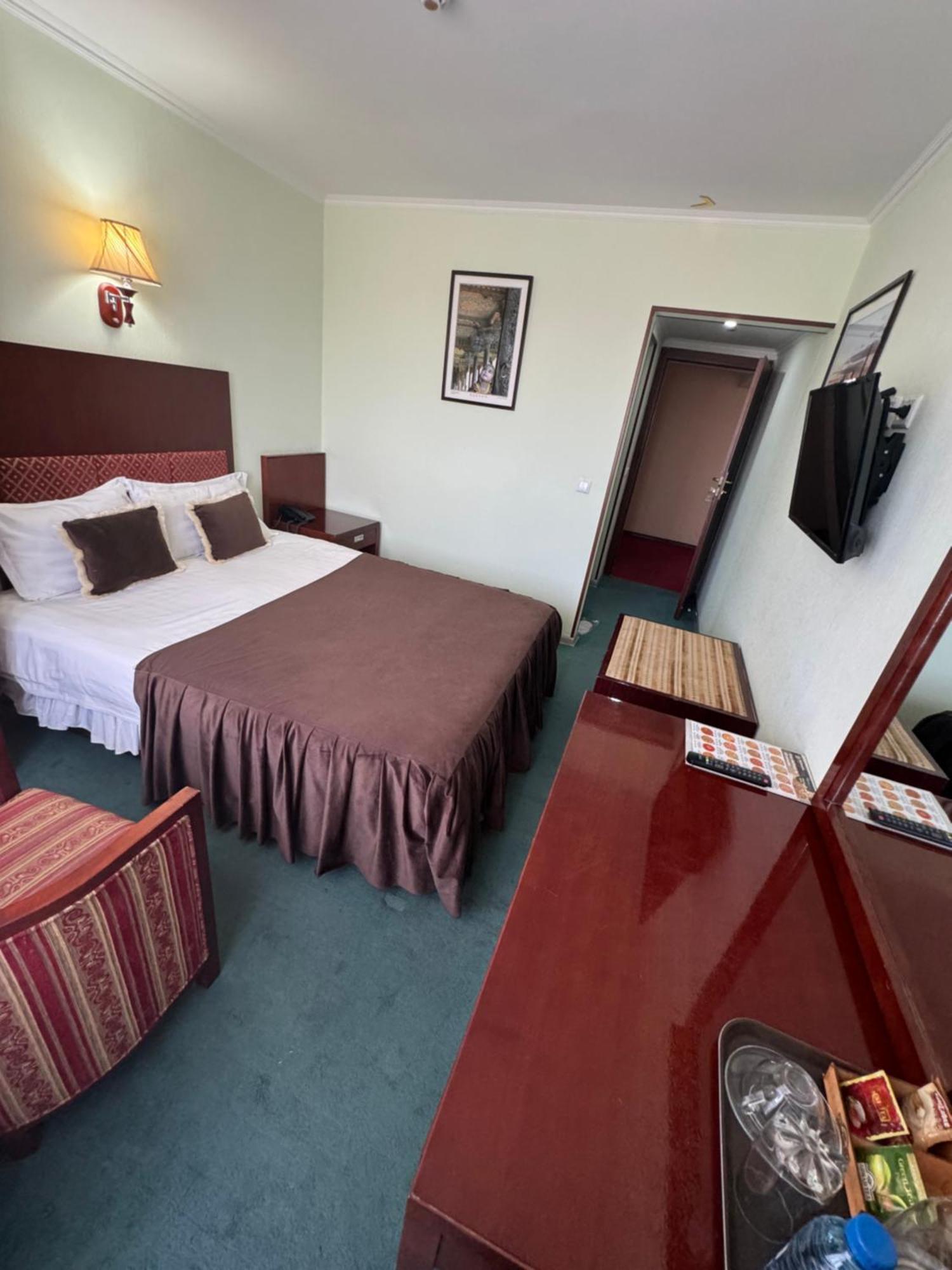 Hotel Grand بخارى المظهر الخارجي الصورة