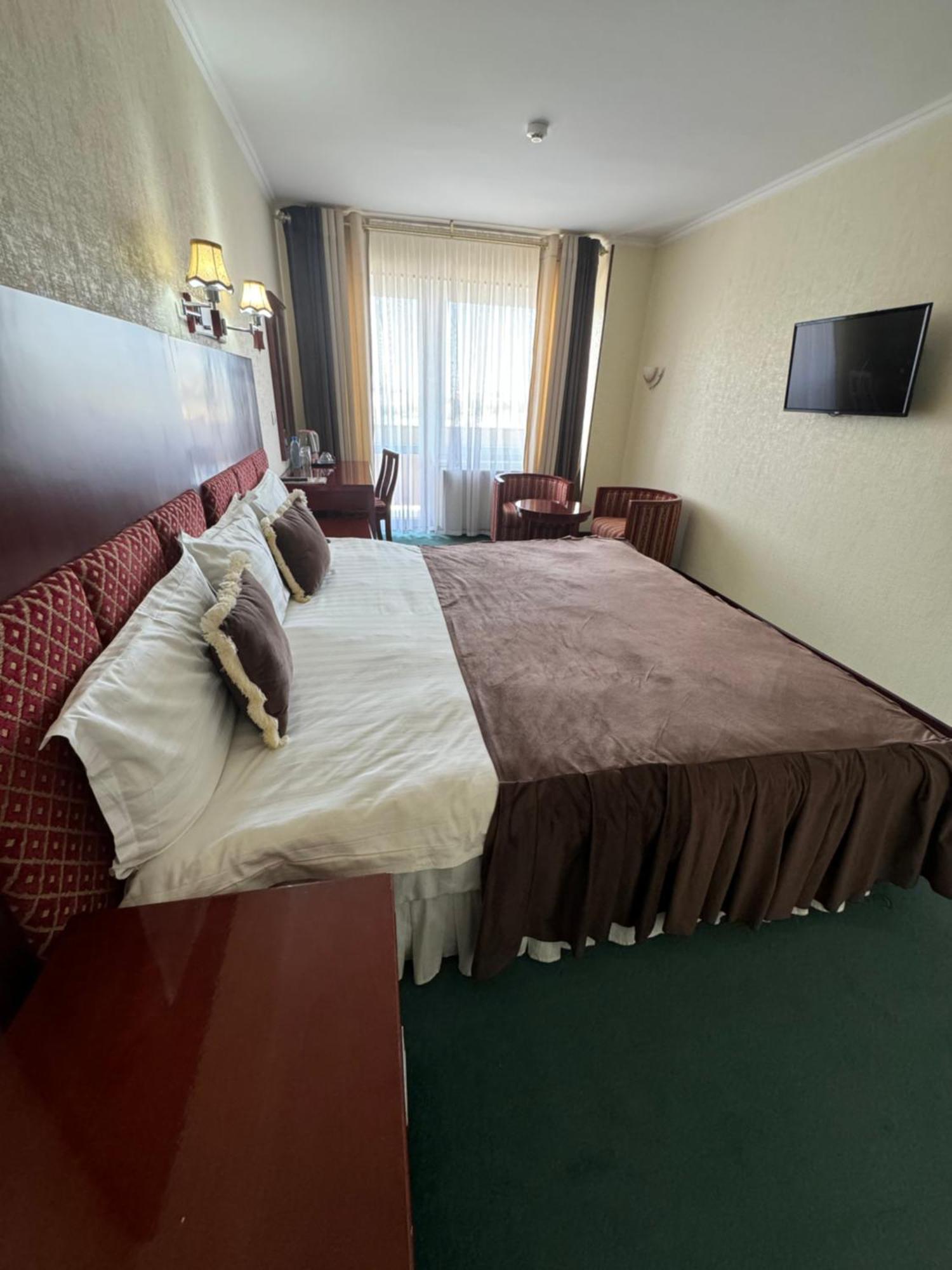 Hotel Grand بخارى المظهر الخارجي الصورة