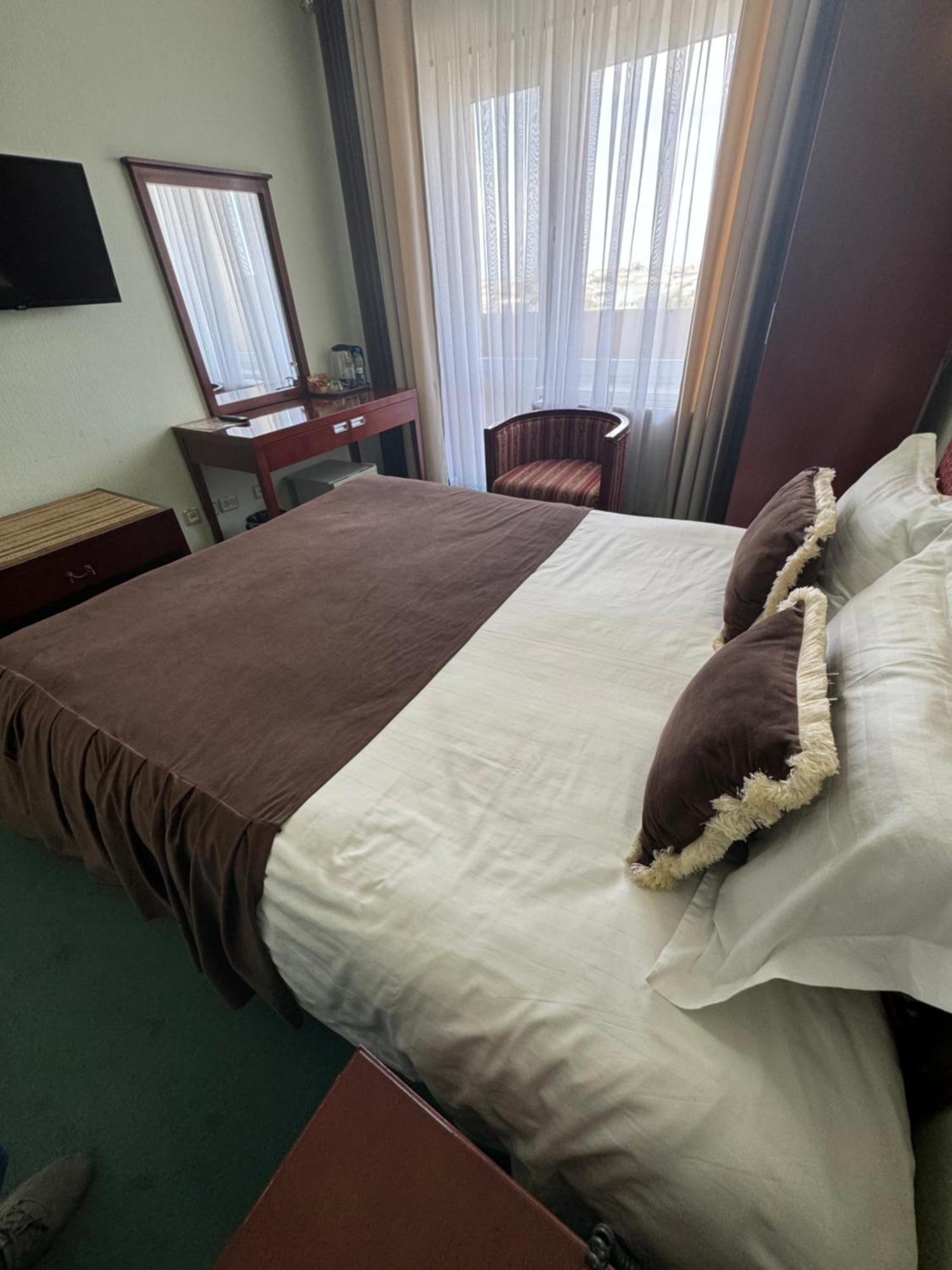 Hotel Grand بخارى المظهر الخارجي الصورة